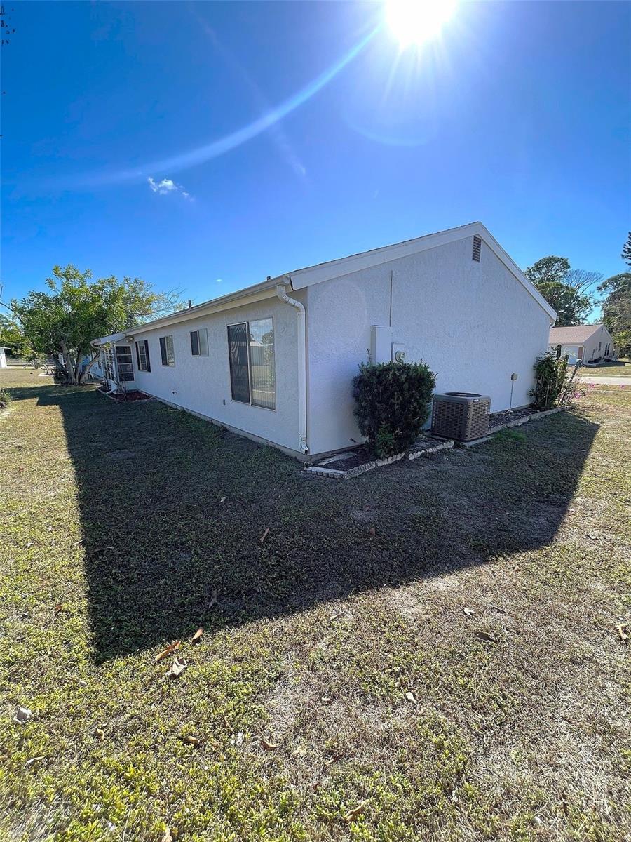 Image 14 of 15 For 6784 Stardust Avenue