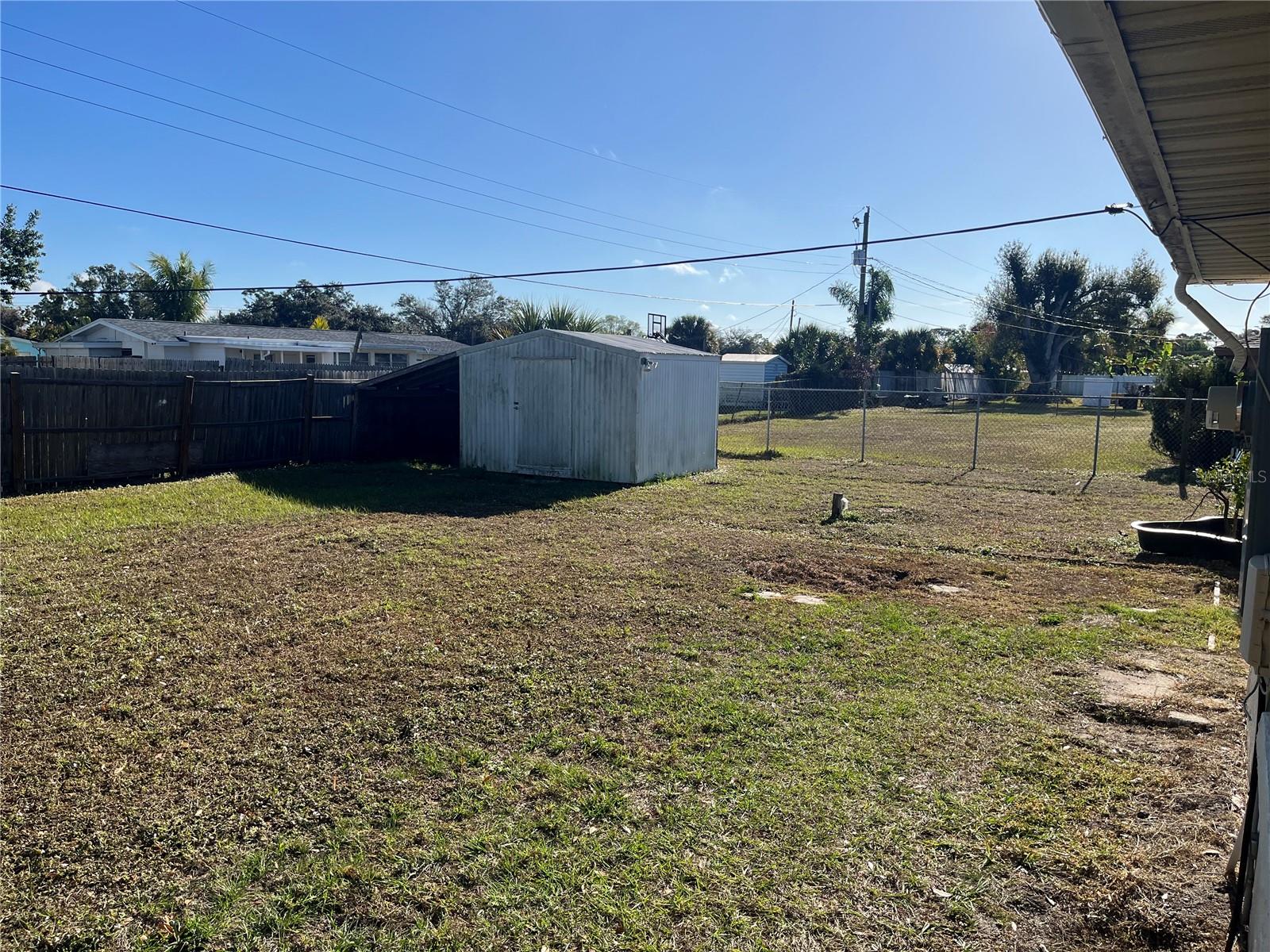 Image 11 of 13 For 142 Sandhurst Drive