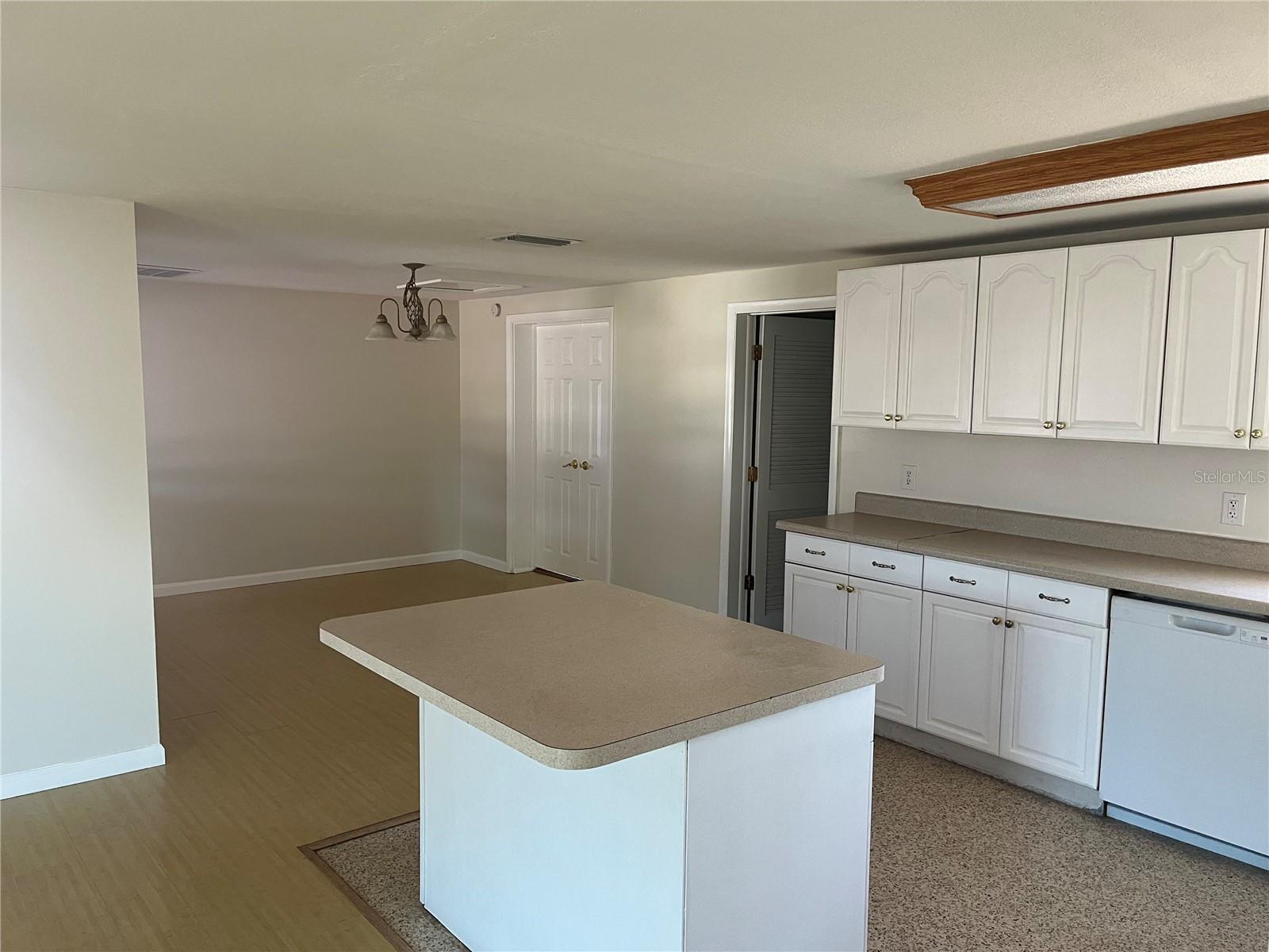 Image 3 of 13 For 142 Sandhurst Drive