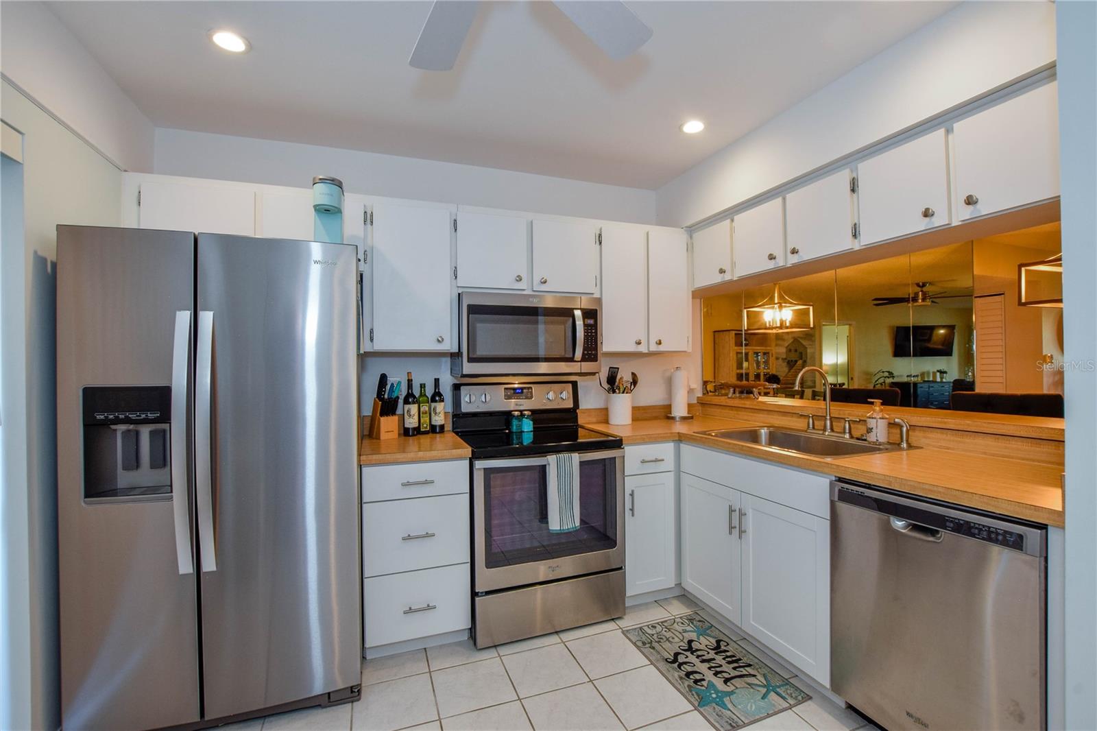 Image 10 of 61 For 429 Wexford Circle 75