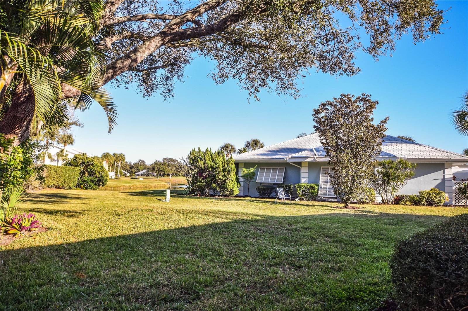 Image 29 of 61 For 429 Wexford Circle 75