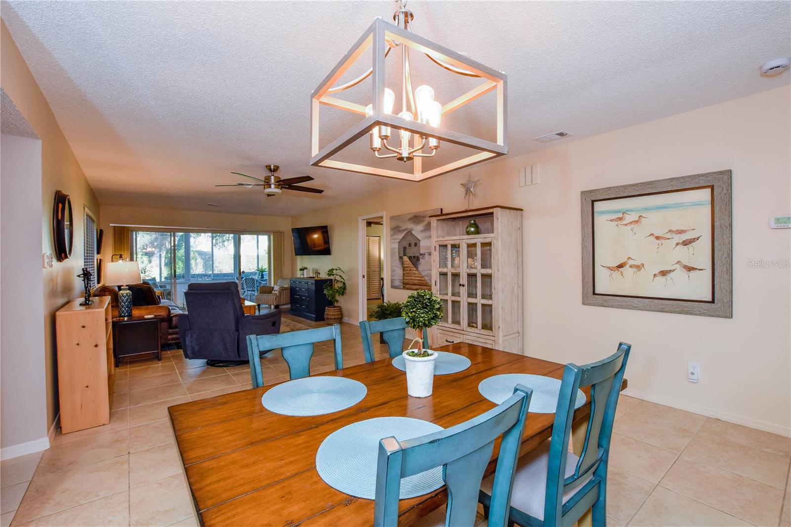 Image 7 of 61 For 429 Wexford Circle 75