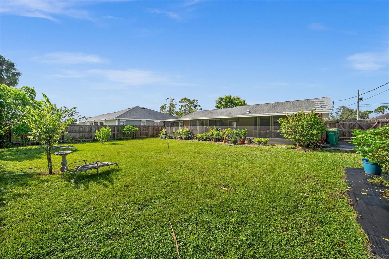 Image 24 of 31 For 7460 Regina Drive