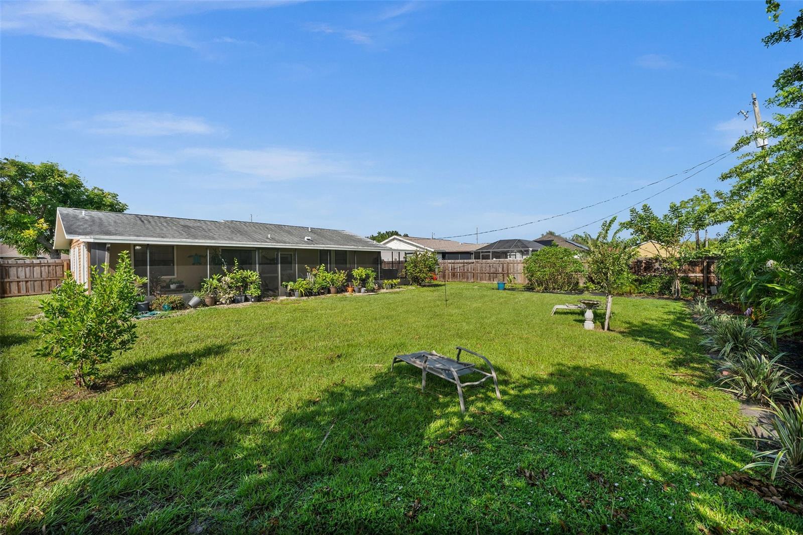 Image 25 of 31 For 7460 Regina Drive