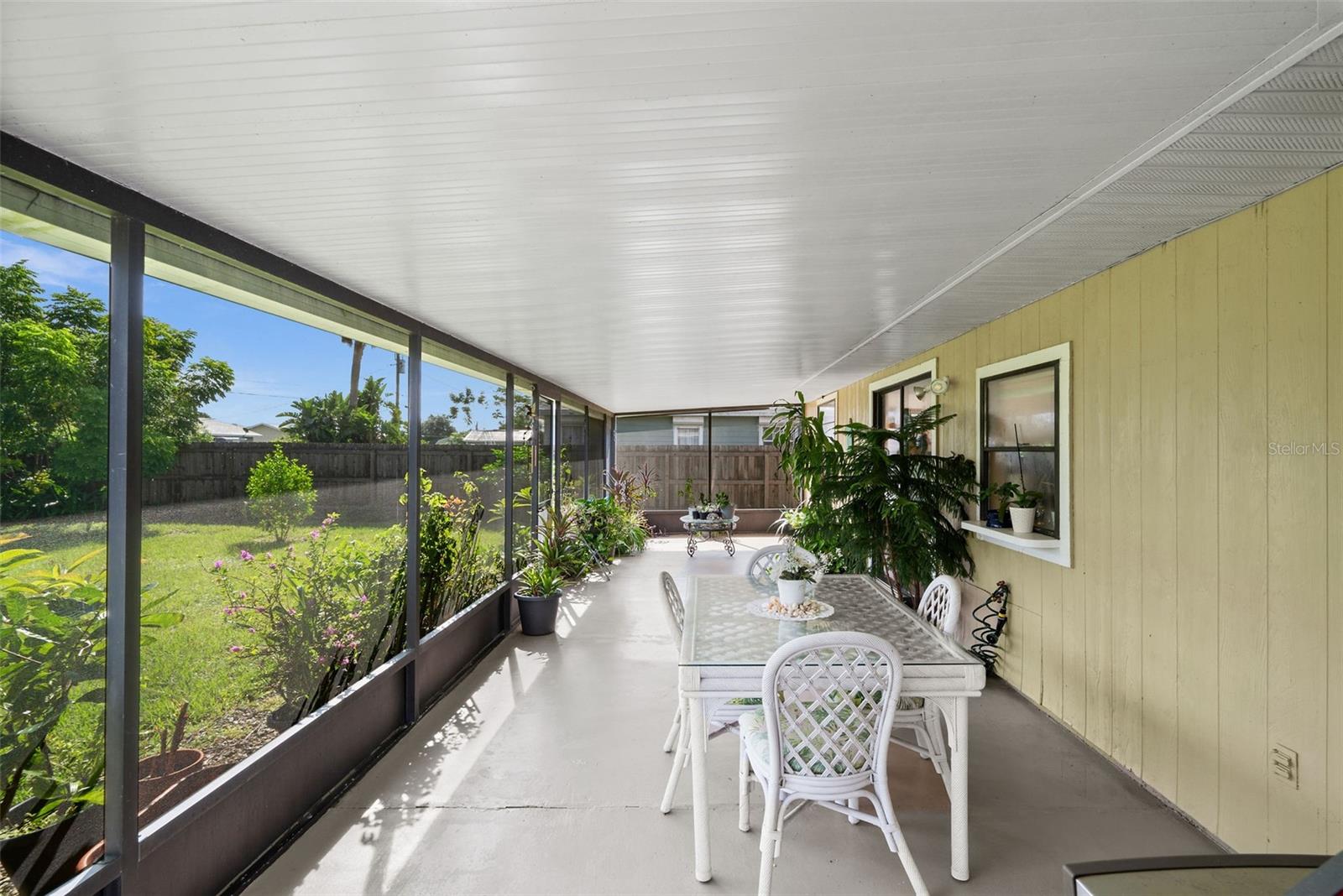 Image 27 of 31 For 7460 Regina Drive