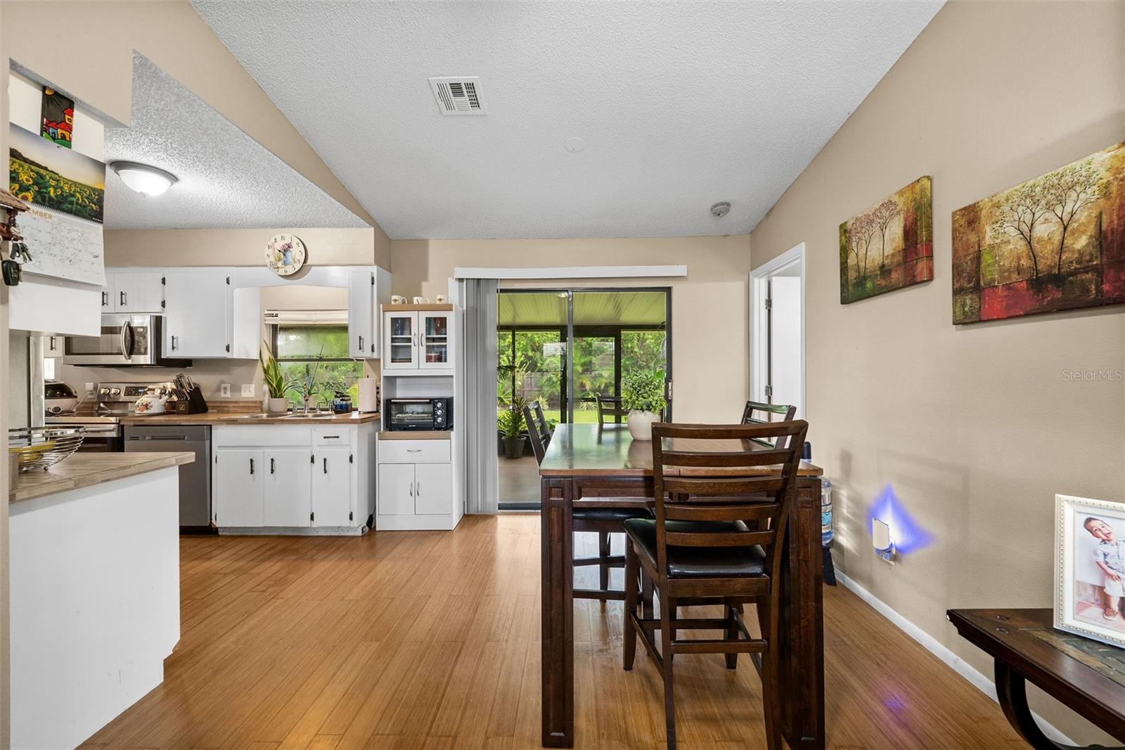 Image 7 of 31 For 7460 Regina Drive