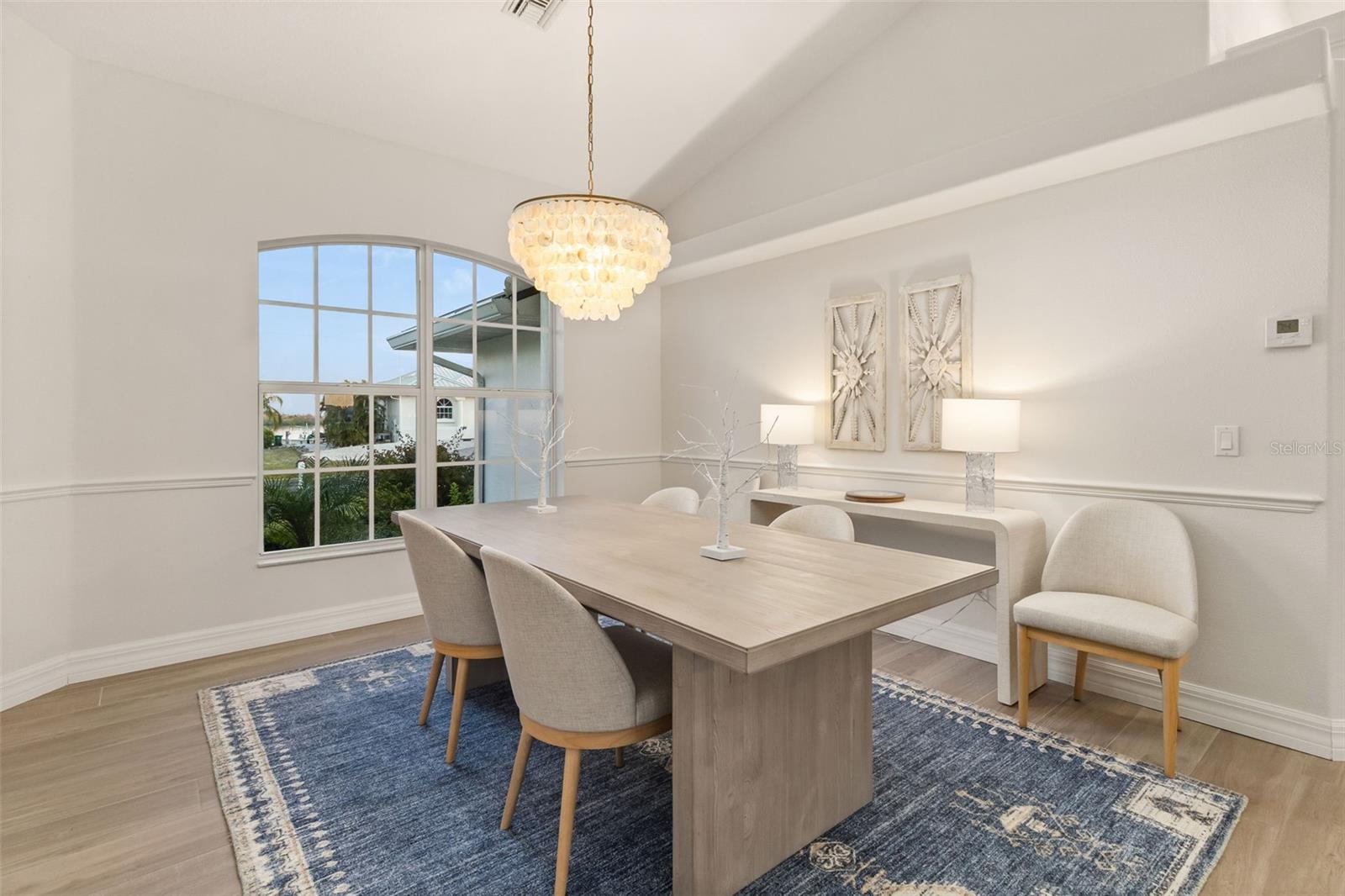 Image 14 of 62 For 495 Coral Creek Drive