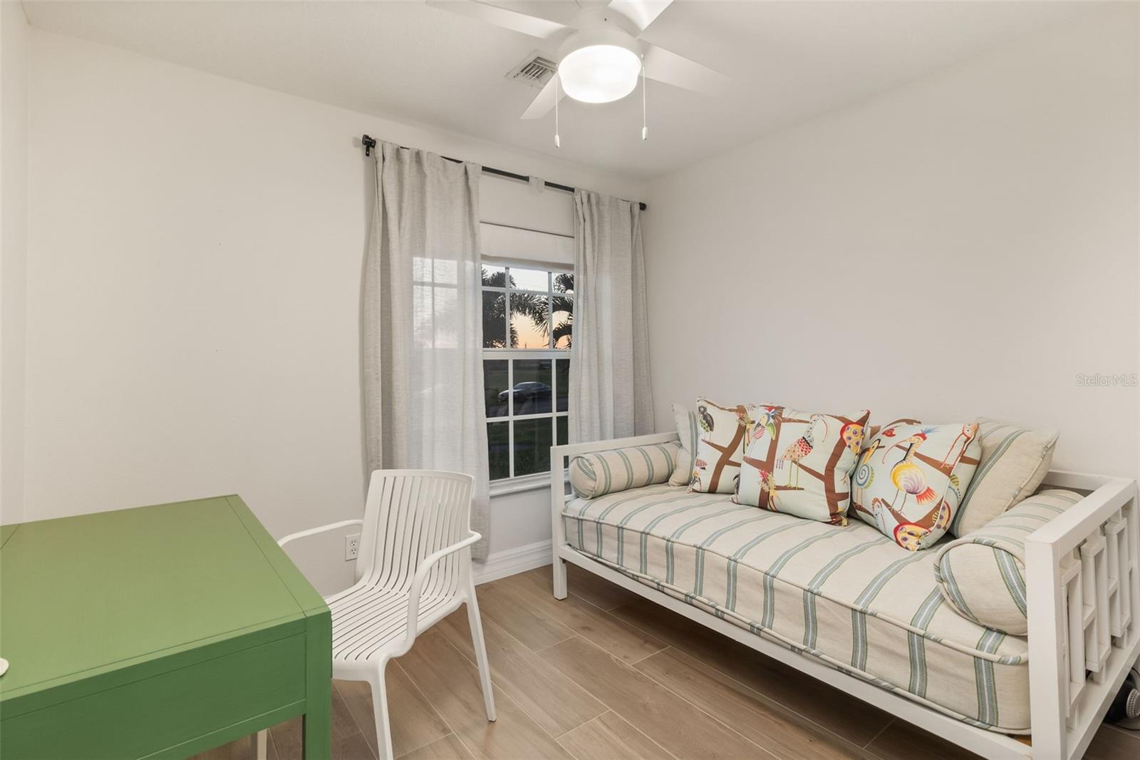 Image 28 of 62 For 495 Coral Creek Drive