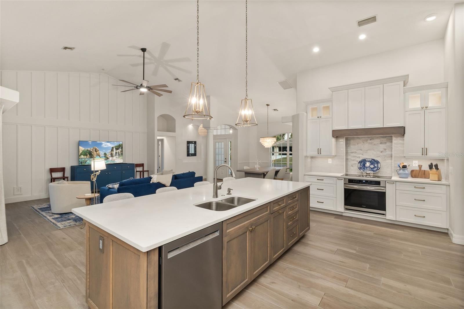 Image 8 of 62 For 495 Coral Creek Drive