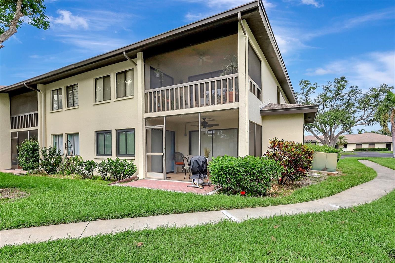 Image 12 of 60 For 4646 Longwater Chase  98