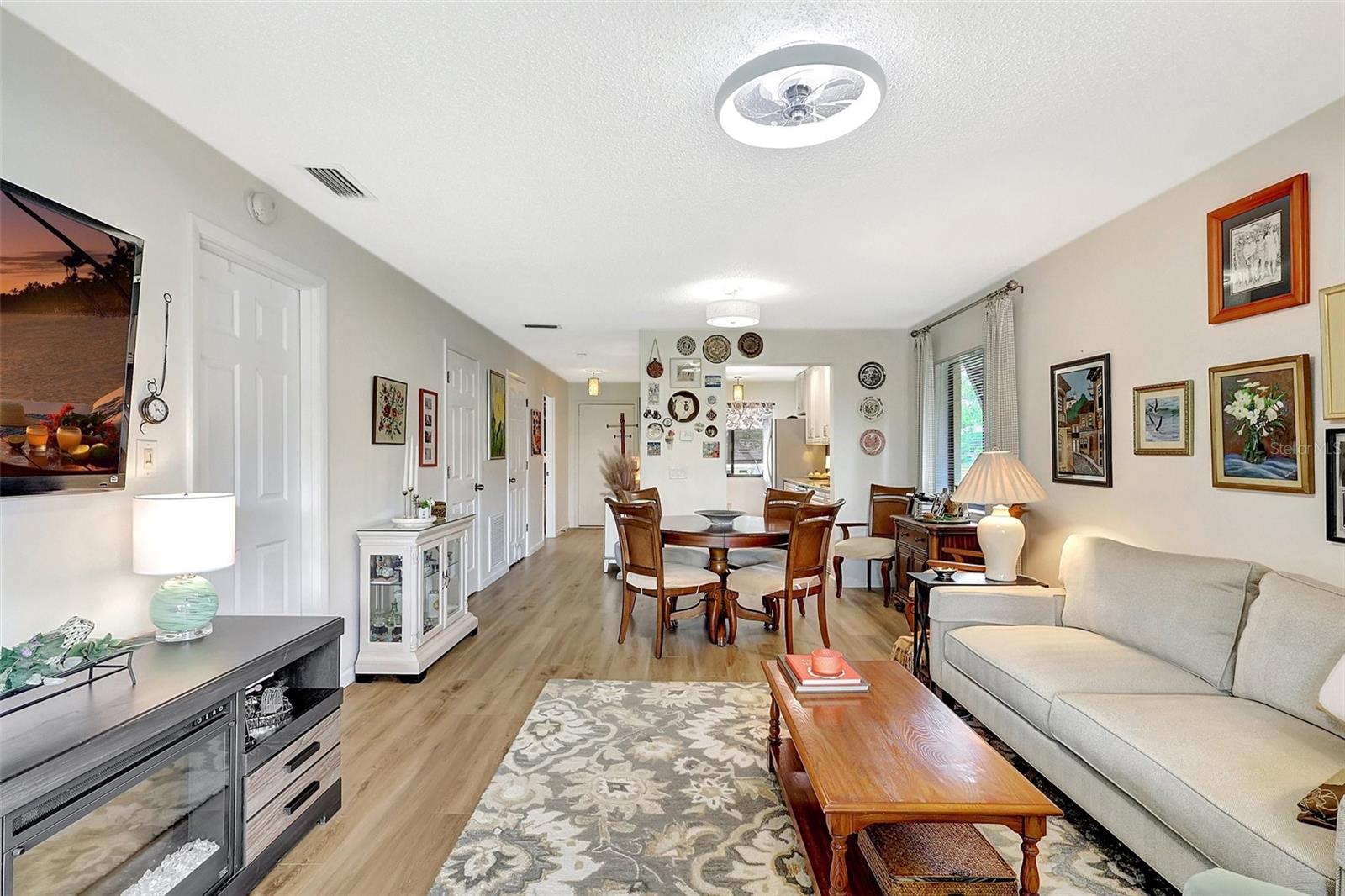 Image 26 of 60 For 4646 Longwater Chase  98