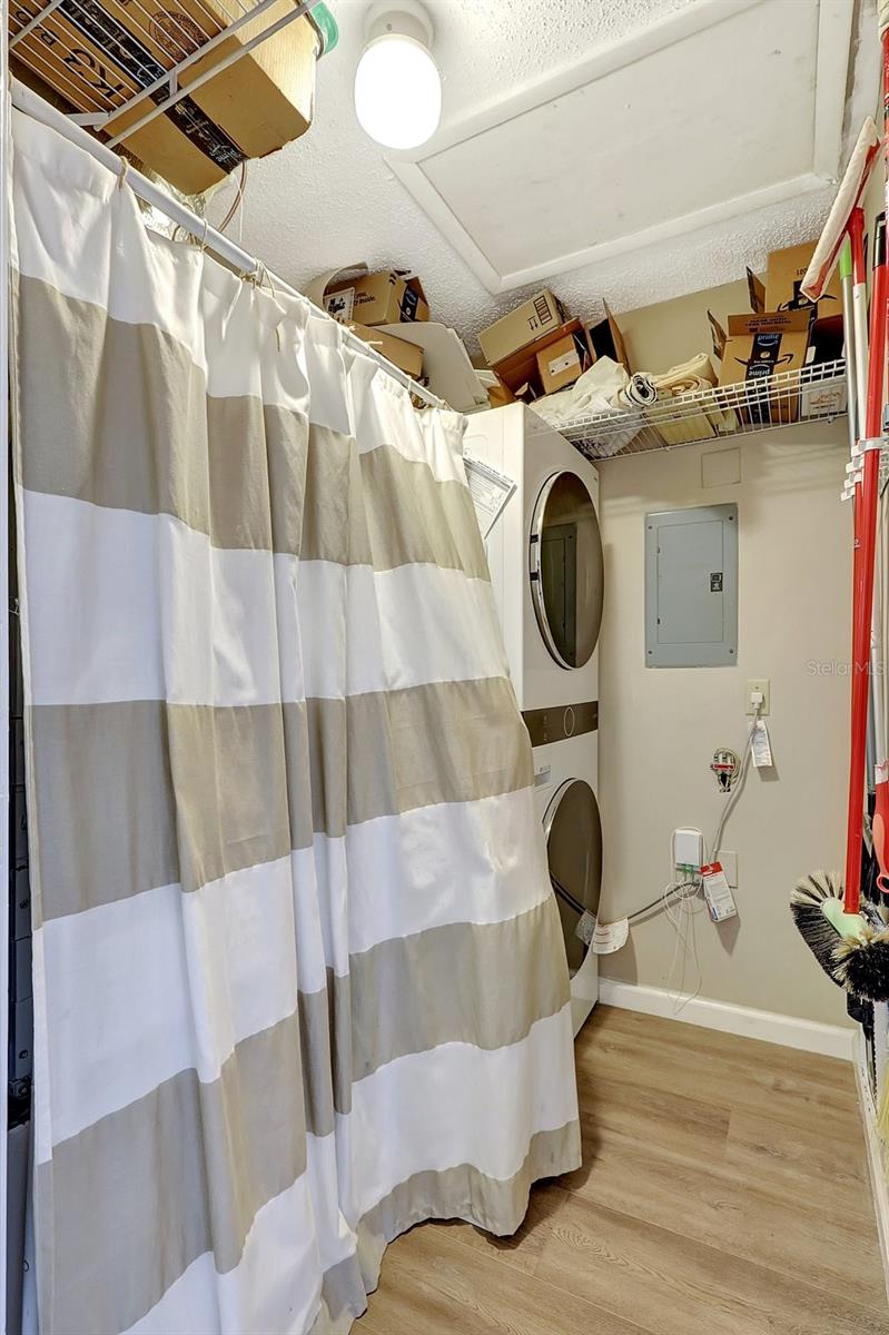 Image 40 of 60 For 4646 Longwater Chase  98