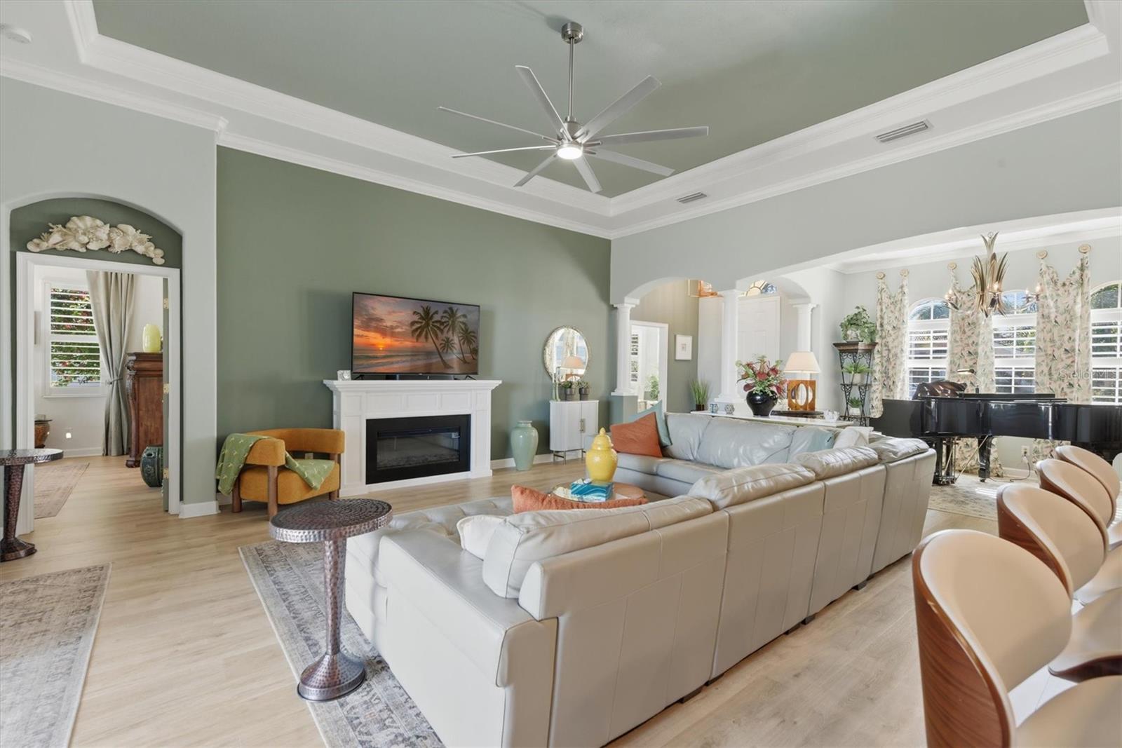 Image 15 of 76 For 133 Medici Terrace