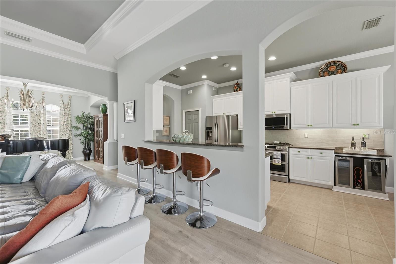 Image 19 of 76 For 133 Medici Terrace