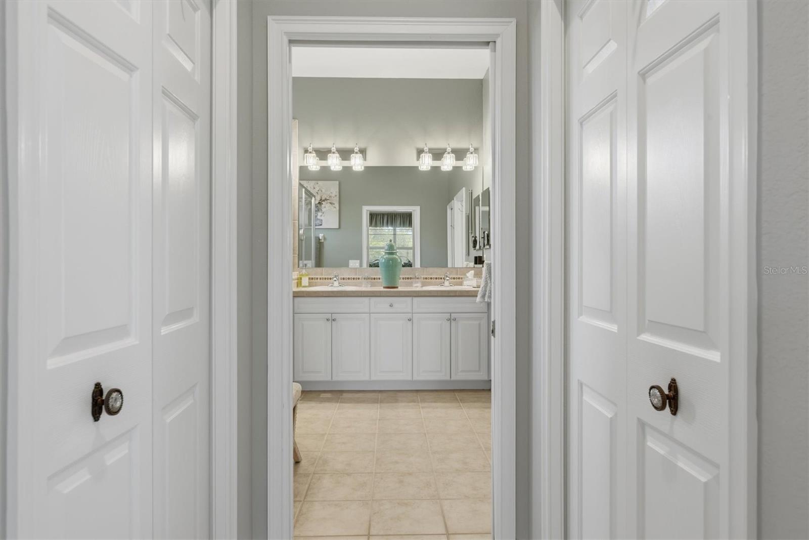 Image 36 of 76 For 133 Medici Terrace