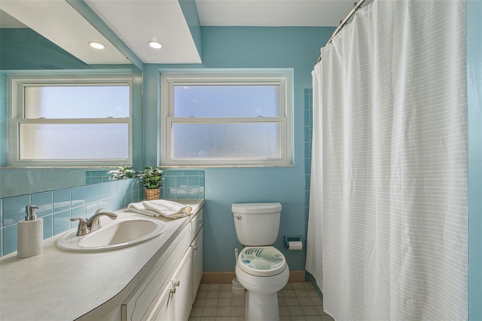 Image 41 of 67 For 2343 Bal Harbour Drive