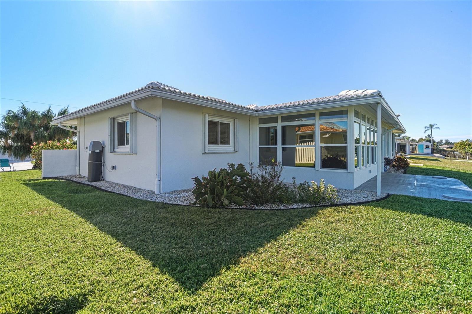 Image 44 of 67 For 2343 Bal Harbour Drive