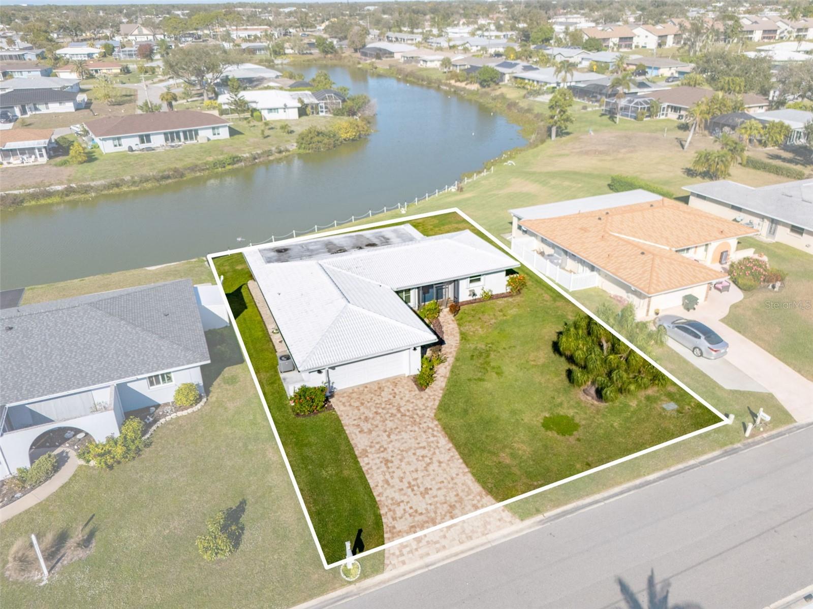 Image 46 of 67 For 2343 Bal Harbour Drive