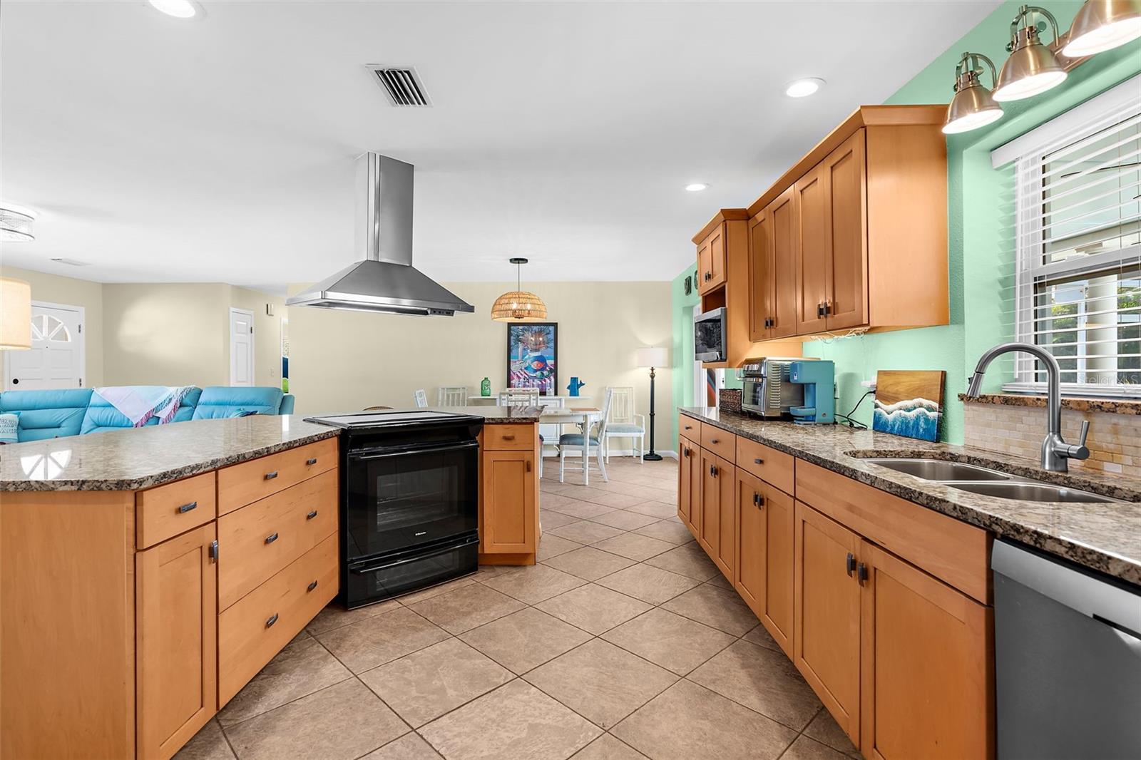 Image 3 of 16 For 201 Cavallini Drive