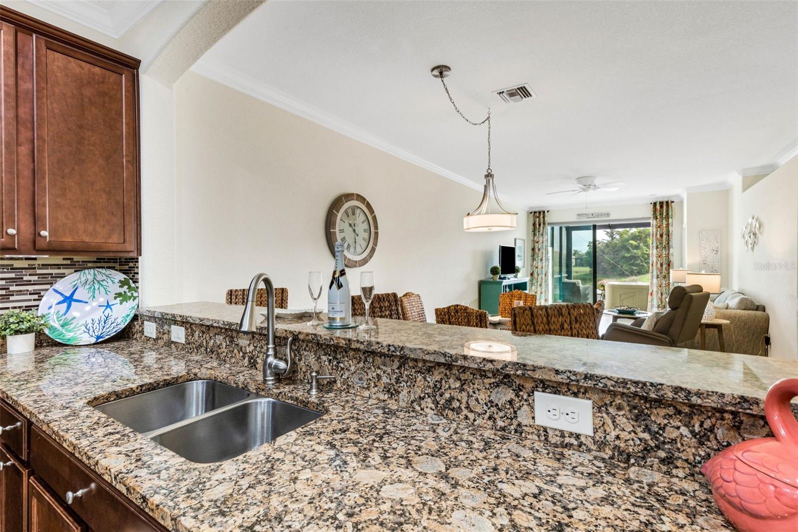 Image 12 of 84 For 19396 Nearpoint Drive