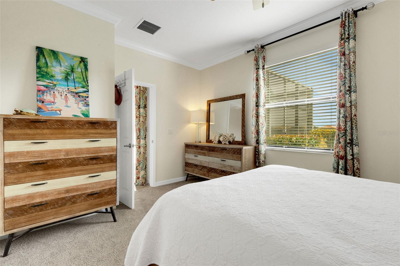 Image 25 of 84 For 19396 Nearpoint Drive