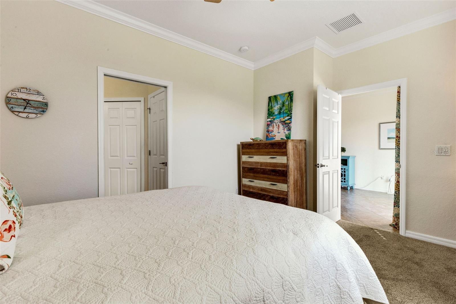 Image 26 of 84 For 19396 Nearpoint Drive