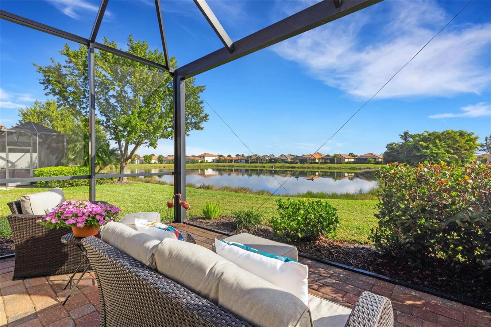 Image 40 of 84 For 19396 Nearpoint Drive