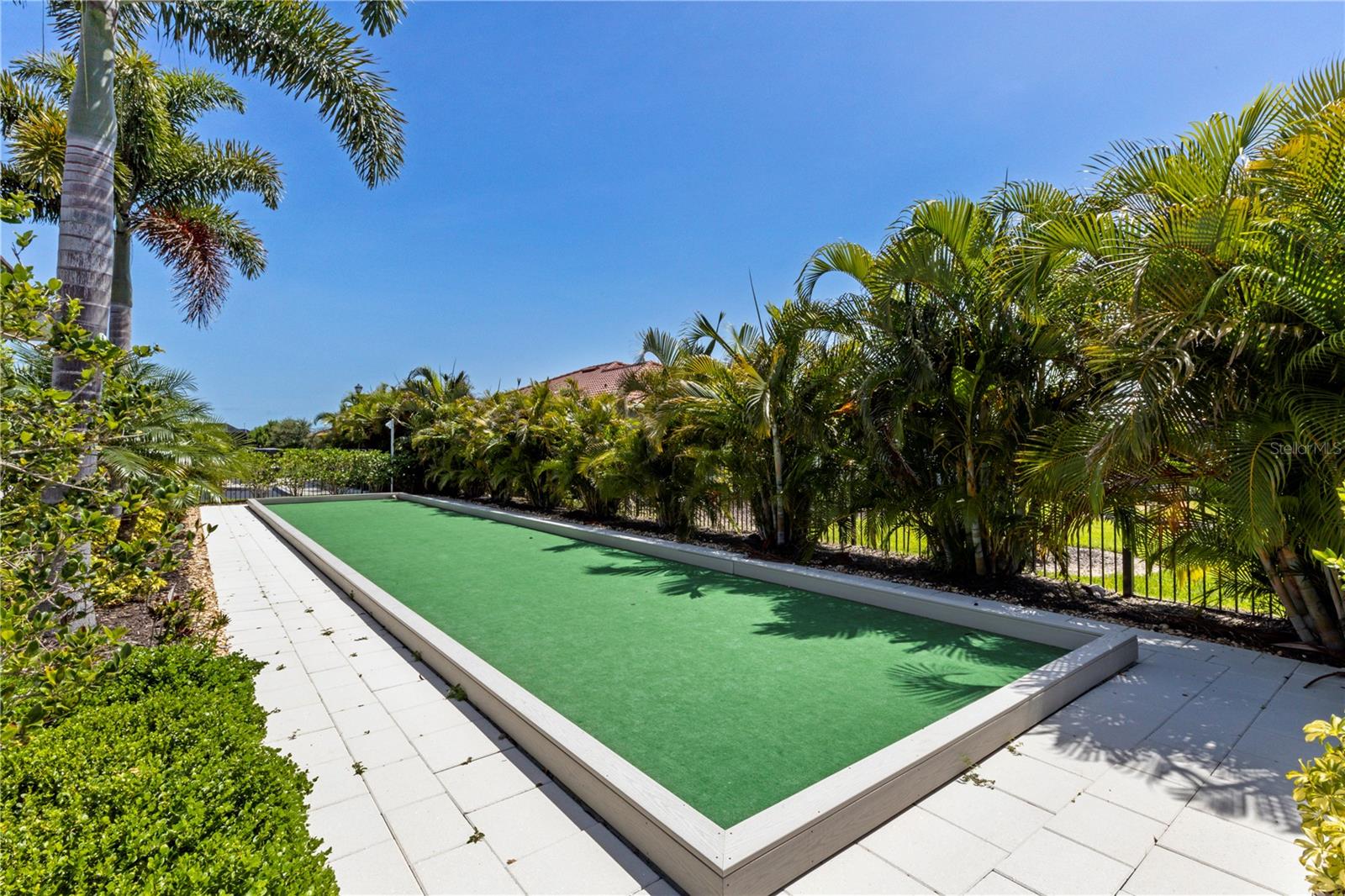 Image 60 of 84 For 19396 Nearpoint Drive