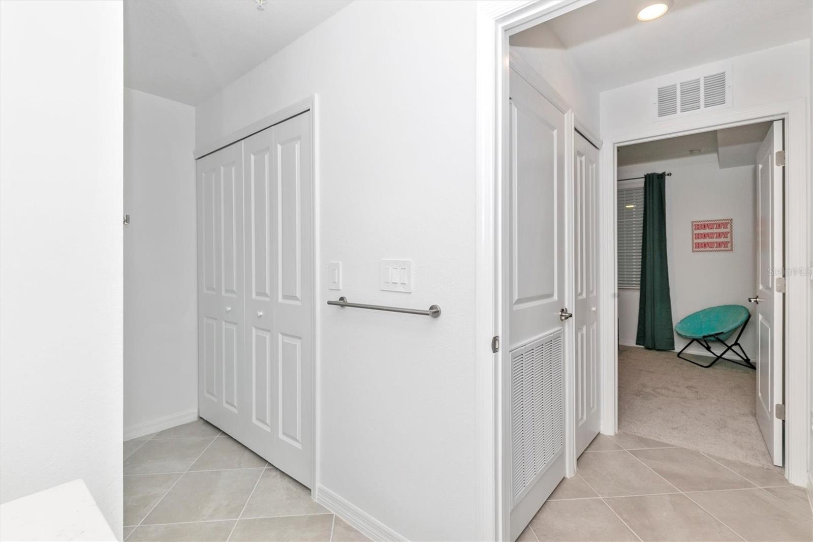 Listing photo id 48 for 12320 Wellen Golf Street 204