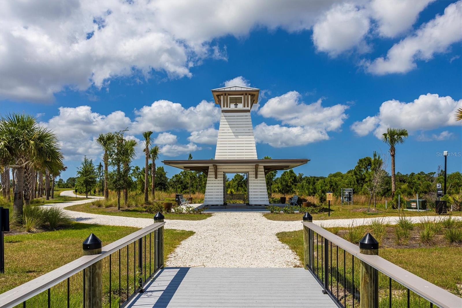 Listing photo id 95 for 12320 Wellen Golf Street 204