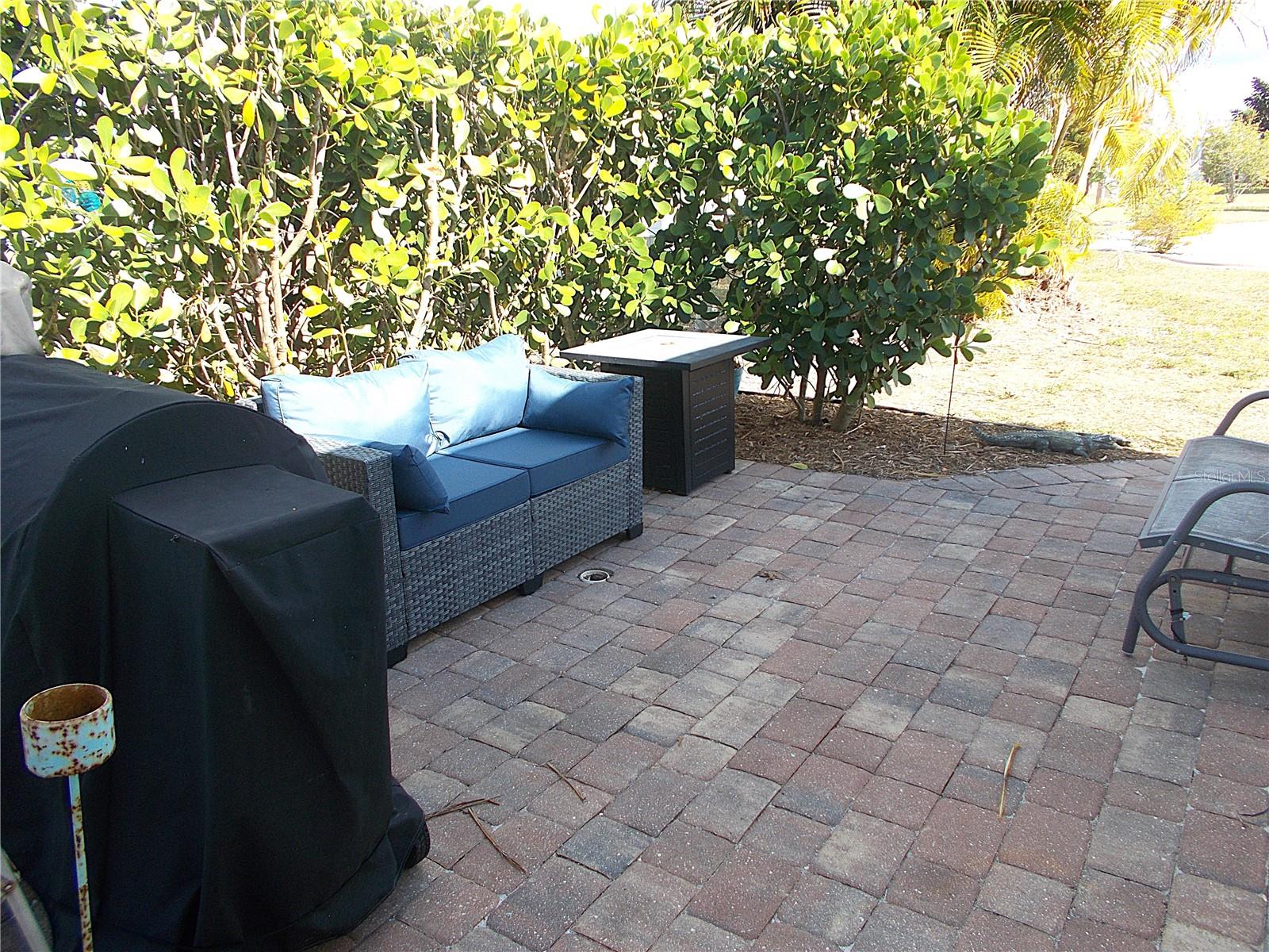 Image 37 of 44 For 451 Longwood Drive