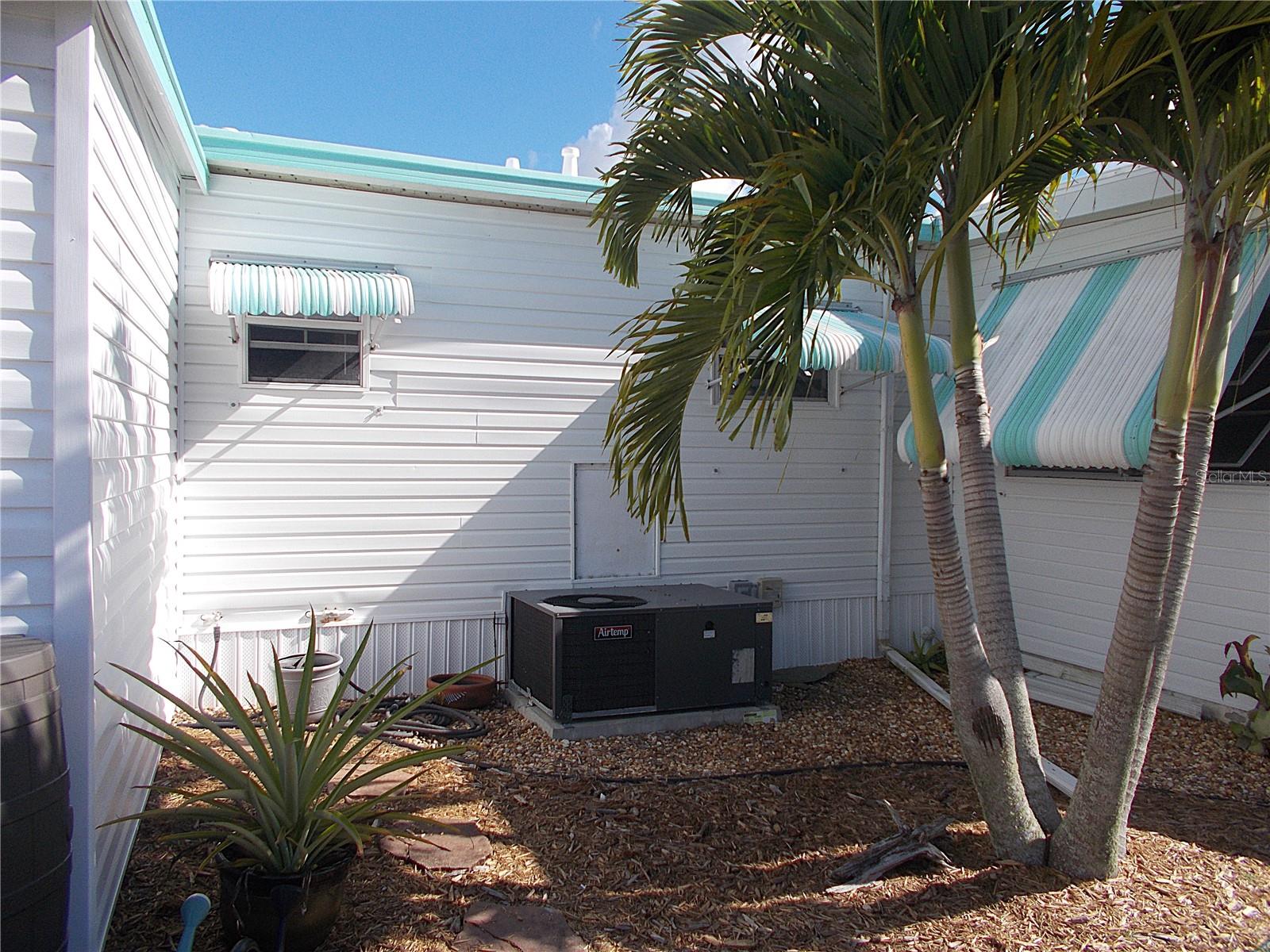 Image 43 of 44 For 451 Longwood Drive