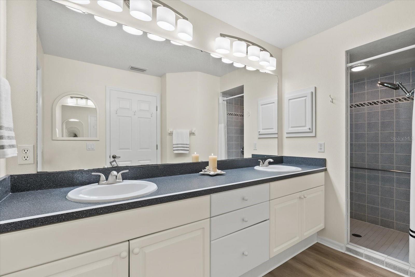 Image 18 of 68 For 2701 Shamrock Drive