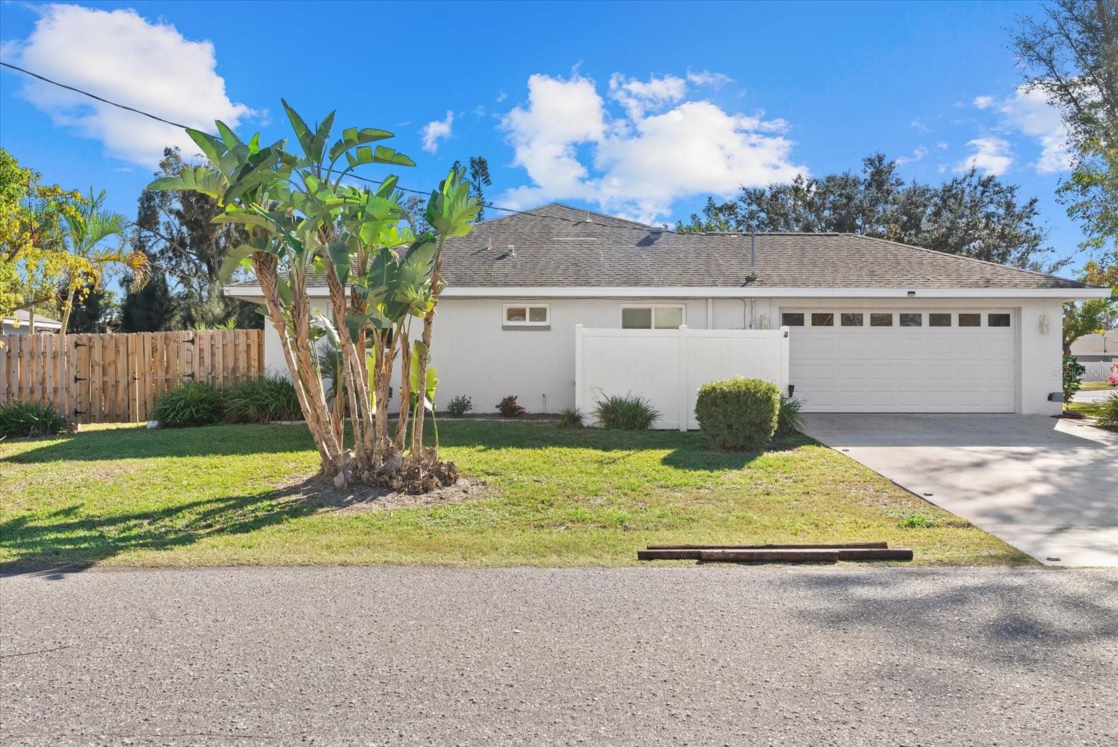 Image 26 of 68 For 2701 Shamrock Drive