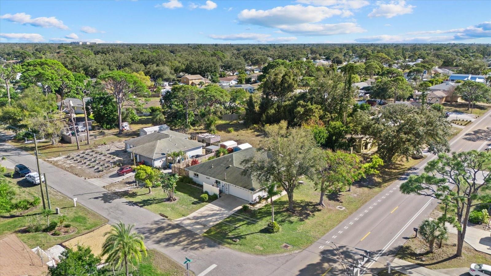 Image 35 of 68 For 2701 Shamrock Drive