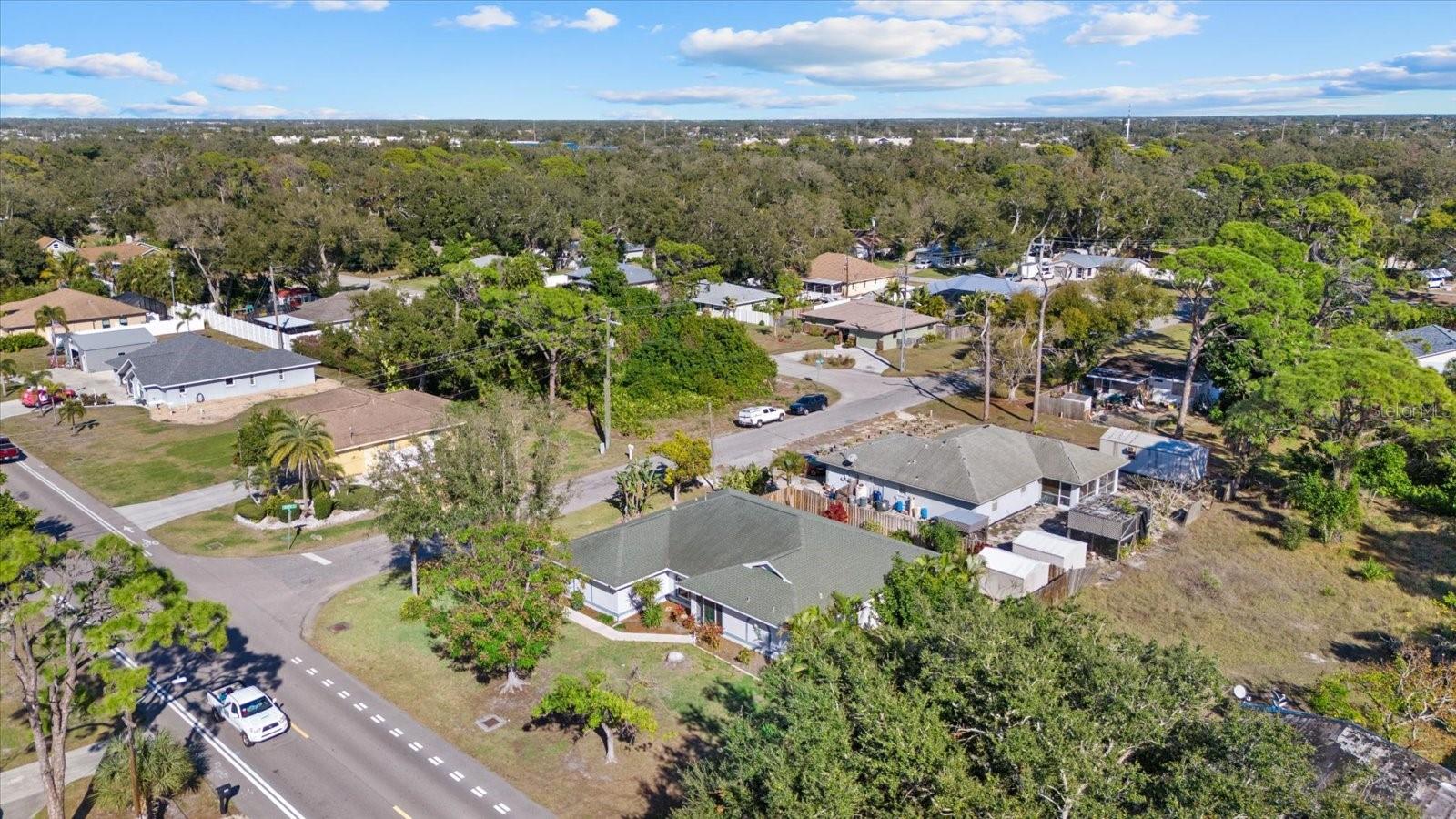 Image 36 of 68 For 2701 Shamrock Drive