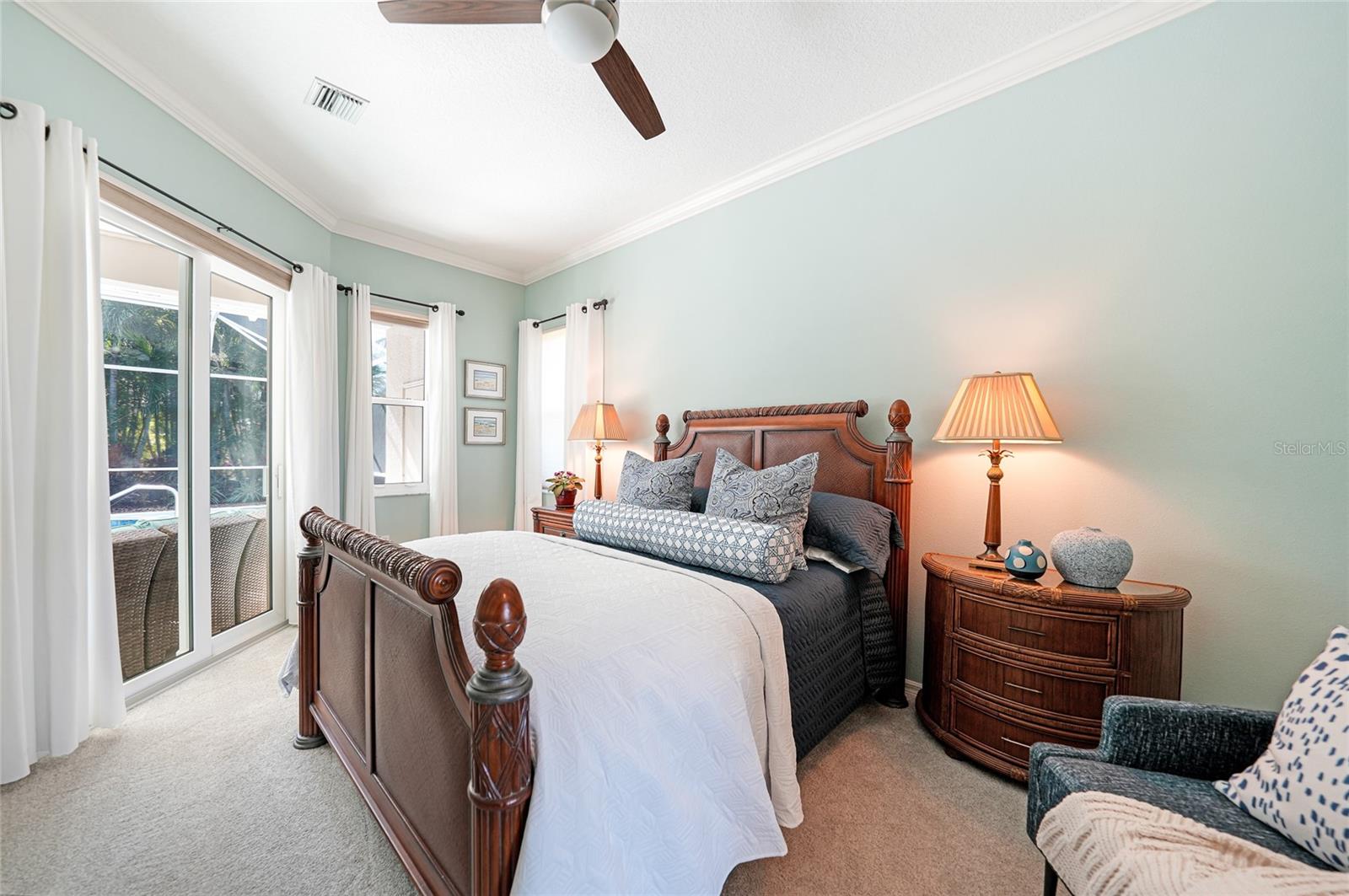 Image 15 of 33 For 828 Dahoon Circle