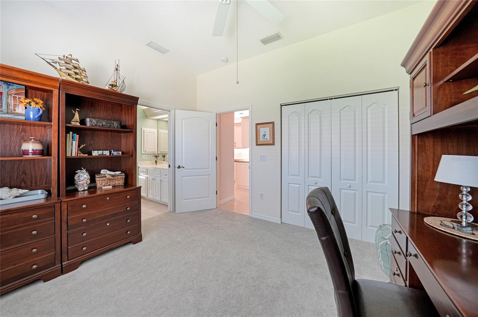 Image 19 of 33 For 828 Dahoon Circle