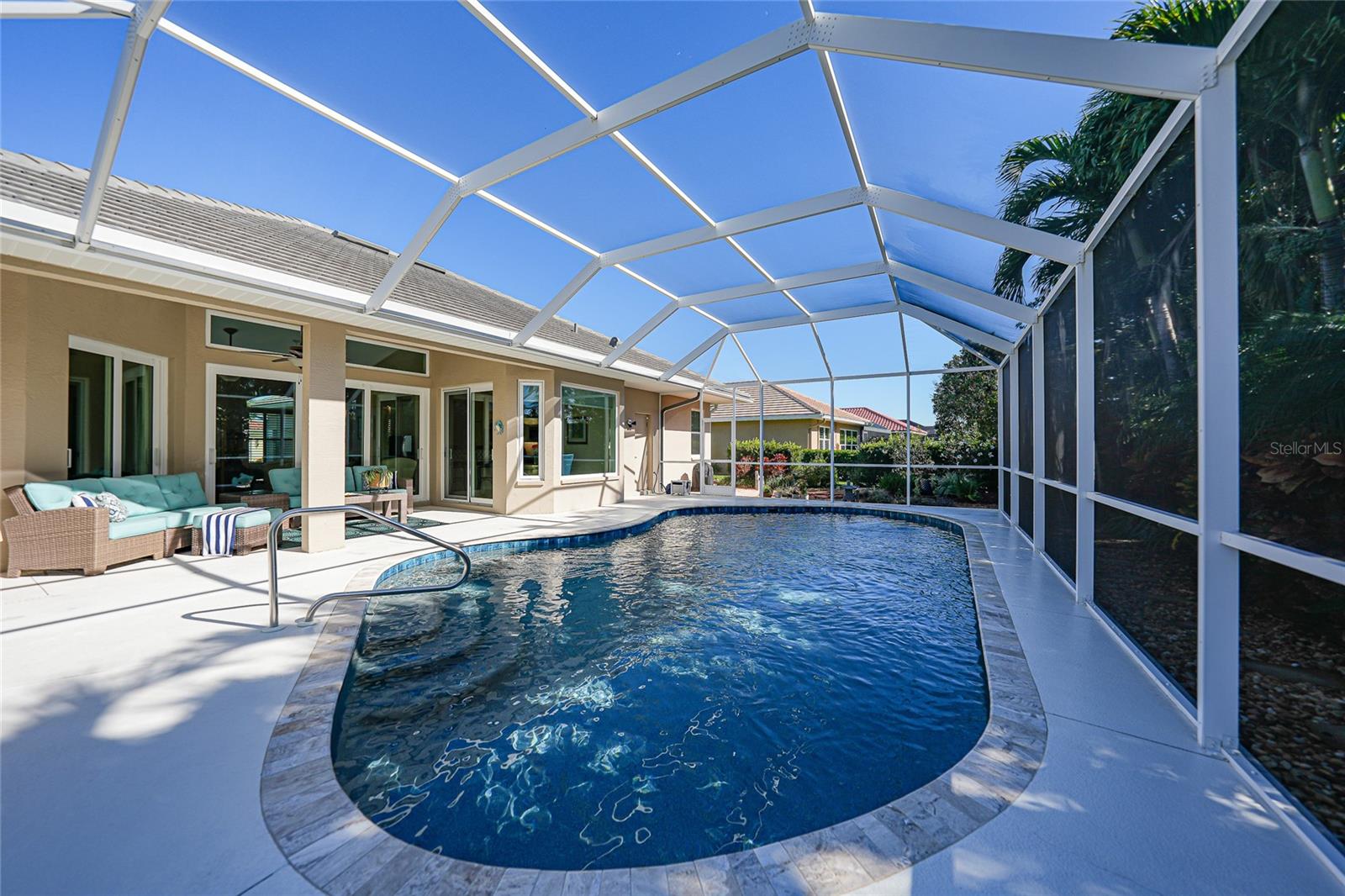 Image 27 of 33 For 828 Dahoon Circle