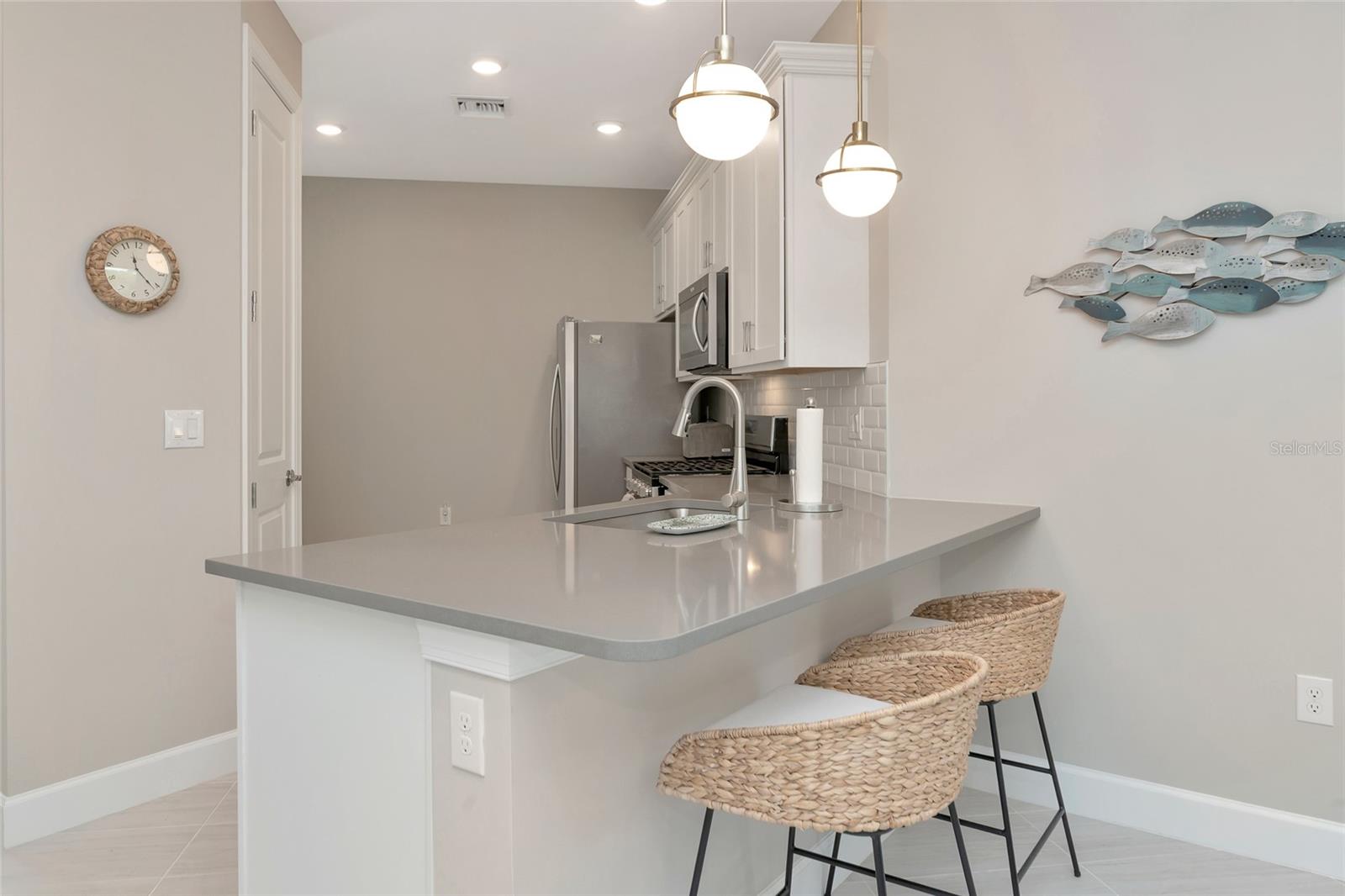 Image 16 of 46 For 9974 Bright Water Drive