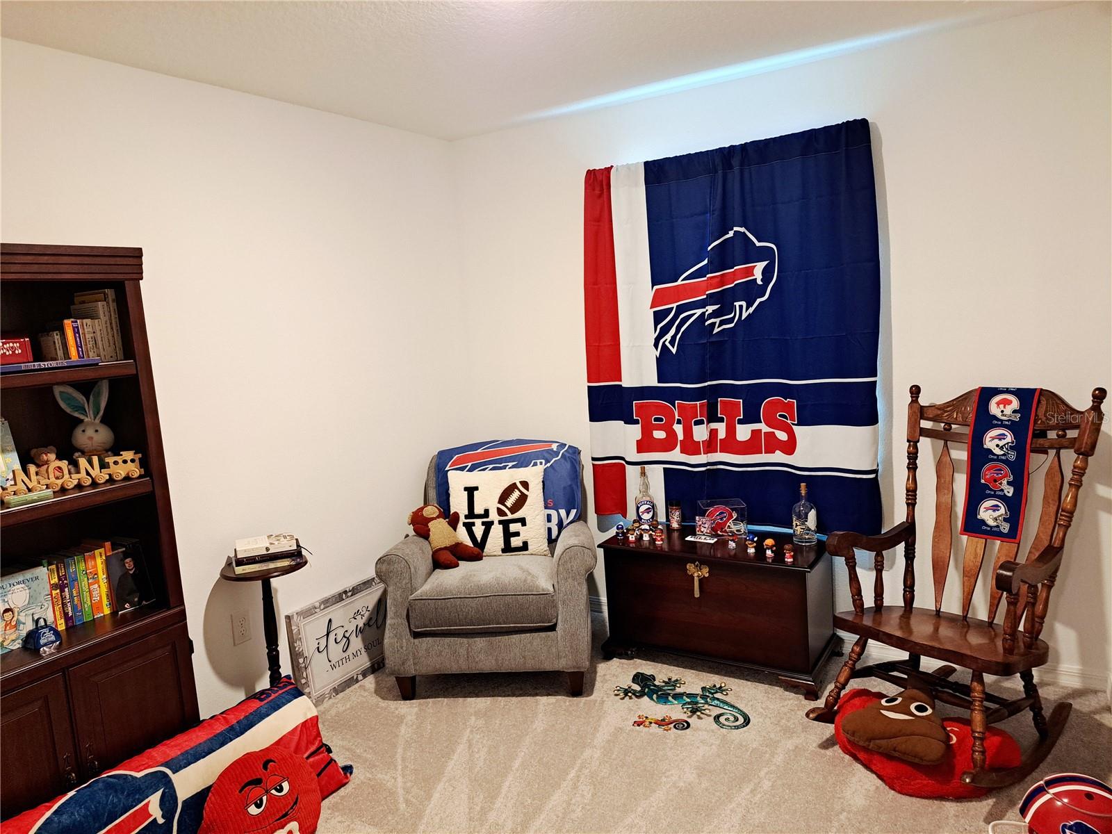 Image 15 of 27 For 2991 Canary Avenue