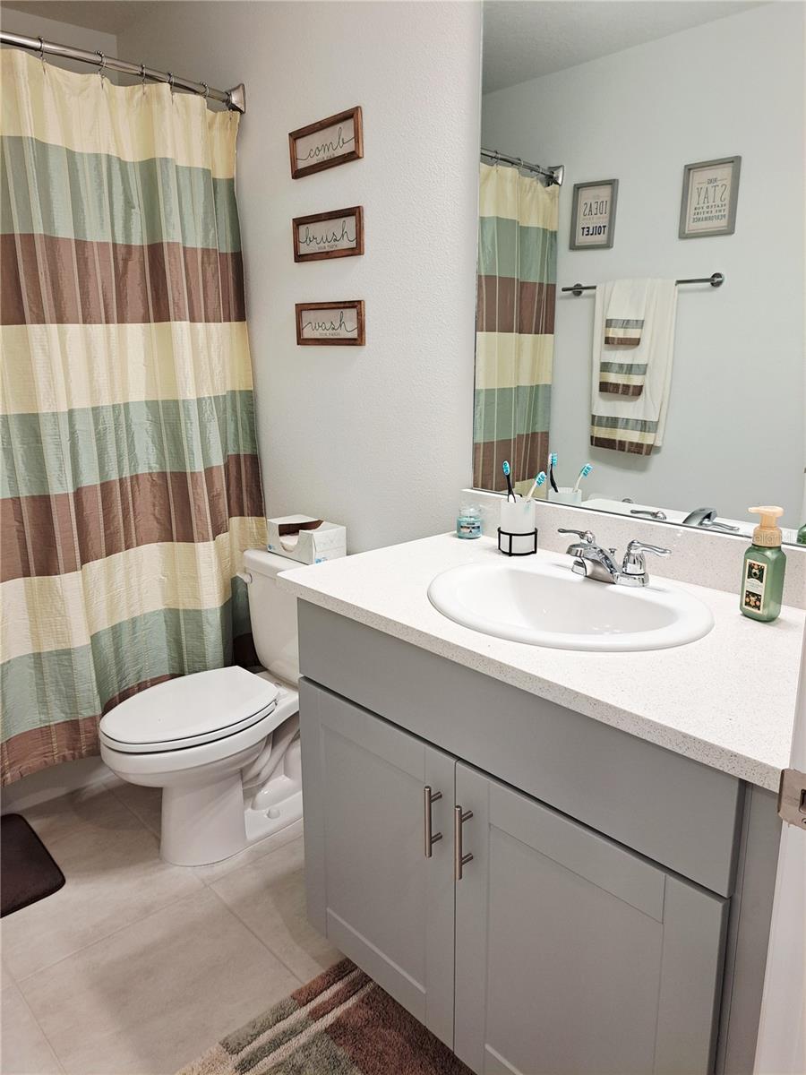 Image 16 of 27 For 2991 Canary Avenue