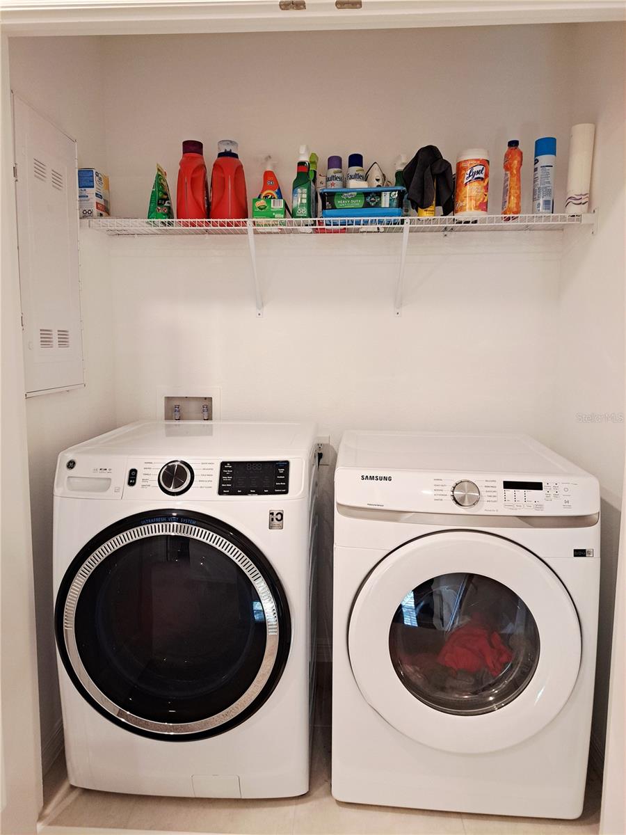 Image 17 of 27 For 2991 Canary Avenue