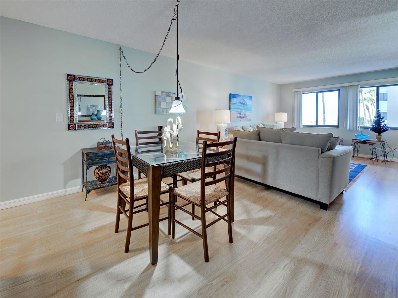 Image 11 of 46 For 700 Golden Beach Bv 121