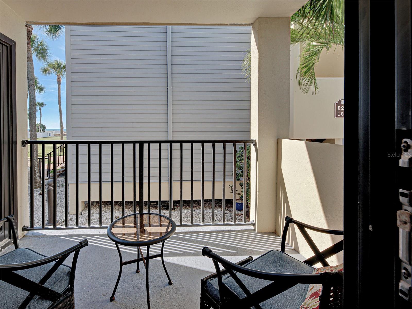 Image 23 of 46 For 700 Golden Beach Bv 121