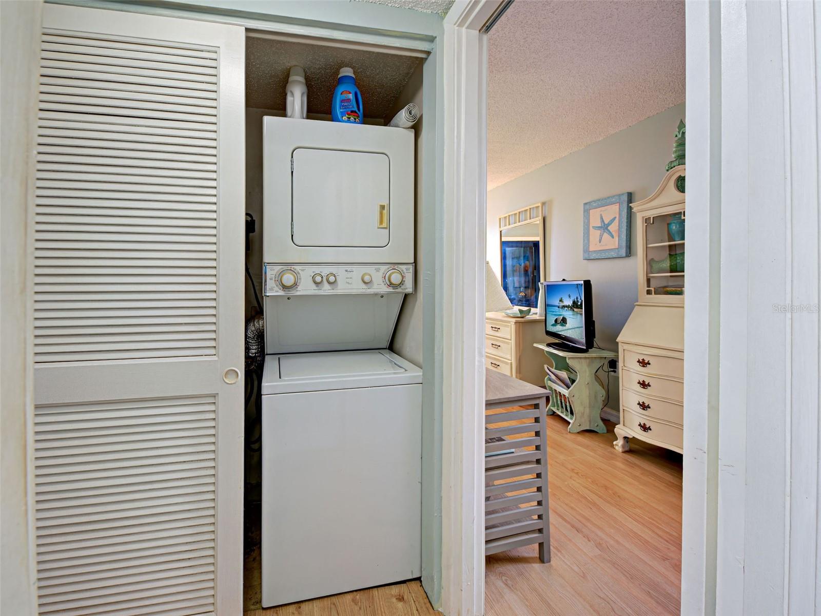 Image 30 of 46 For 700 Golden Beach Bv 121