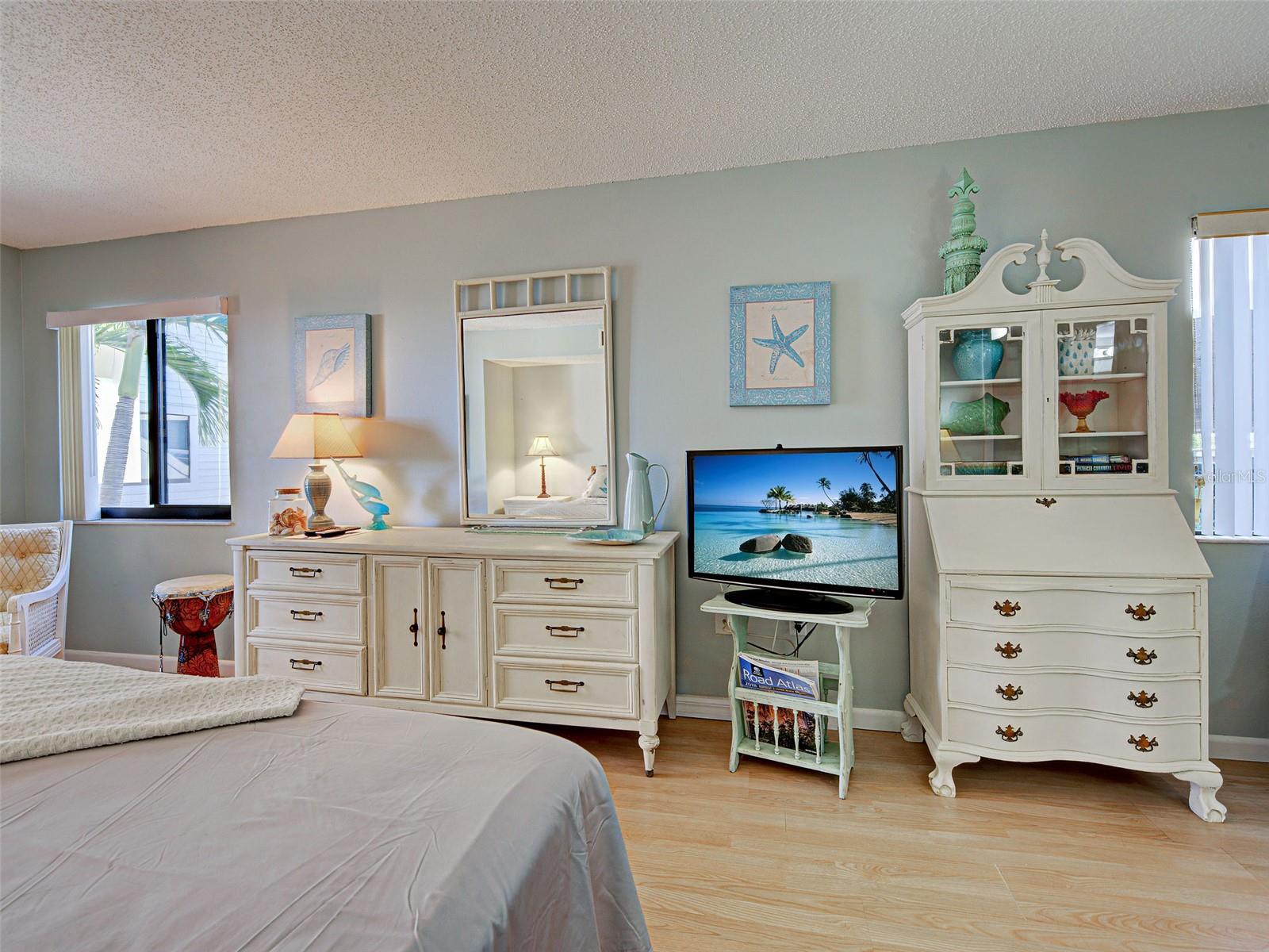 Image 34 of 46 For 700 Golden Beach Bv 121