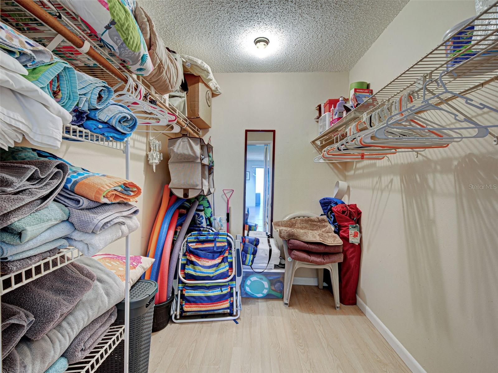 Image 36 of 46 For 700 Golden Beach Bv 121