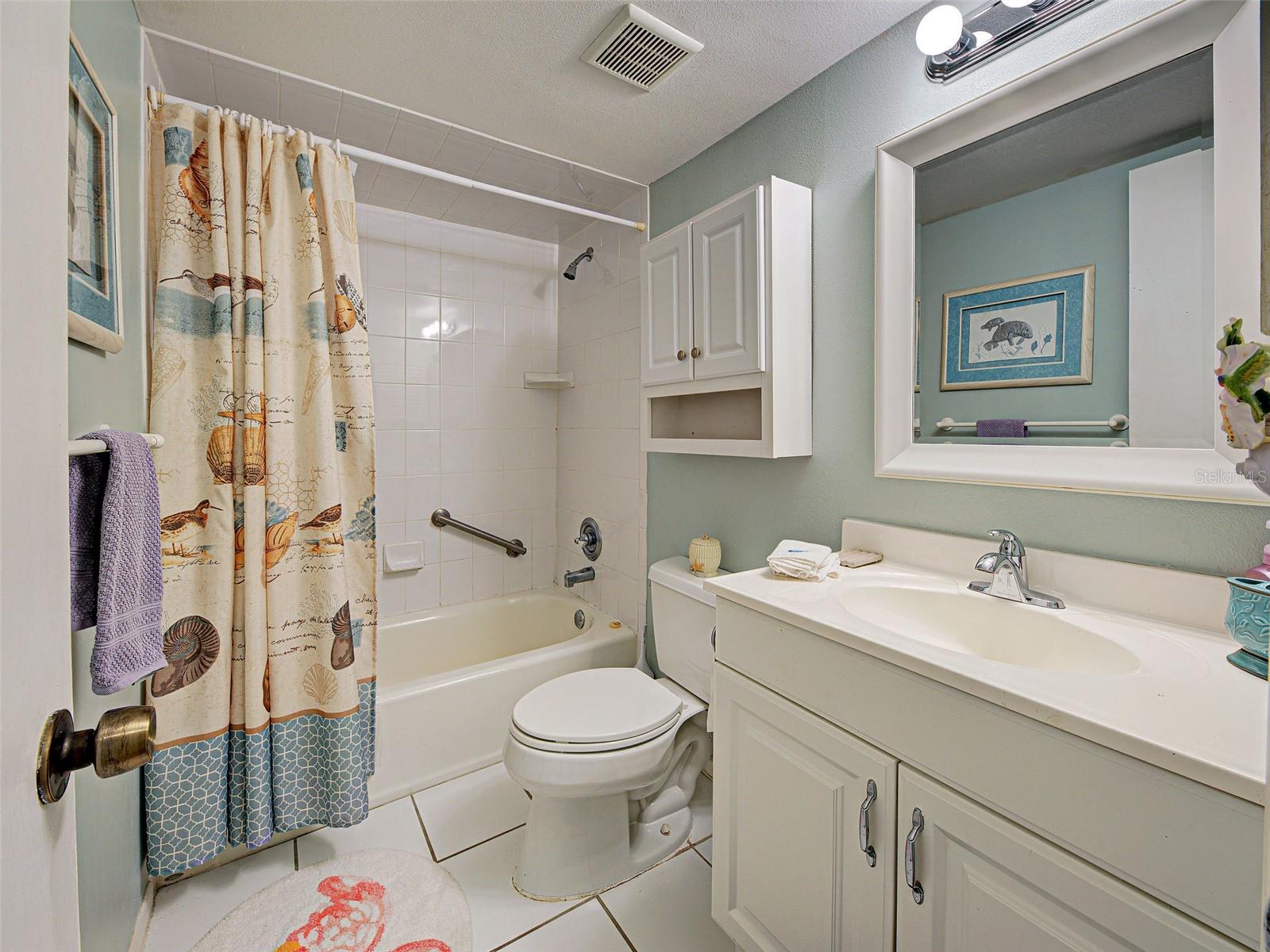 Image 37 of 46 For 700 Golden Beach Bv 121