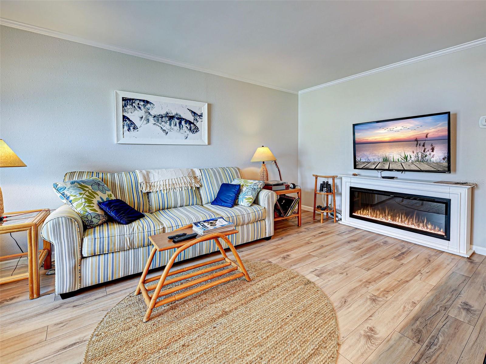 Image 15 of 45 For 902 Gibbs Road 285